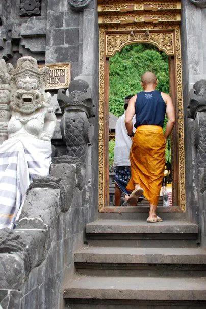 Photo of Jennifer's husband walking at the temple of Goa Lawah 