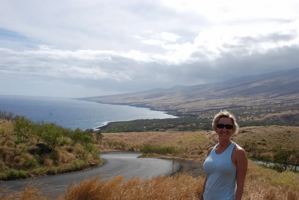 Photo of Jennifer at the hill at hawaii