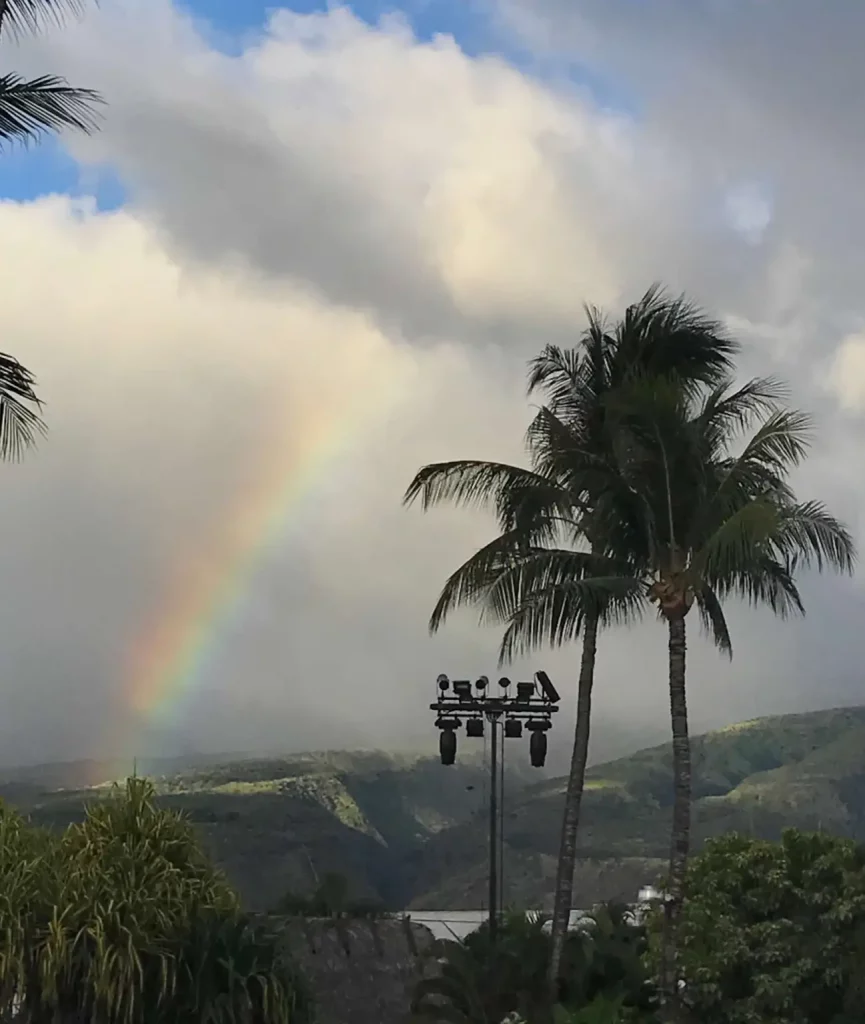 Photo of a rainbow in hawaii