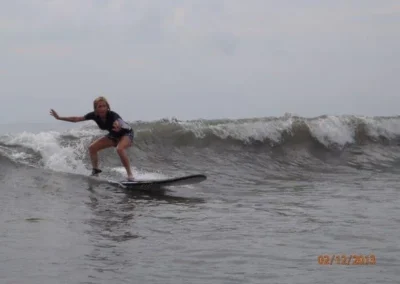 Jennifer Surfing