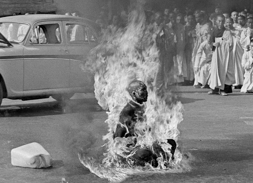 Self-Immolation of Thich Quang Due